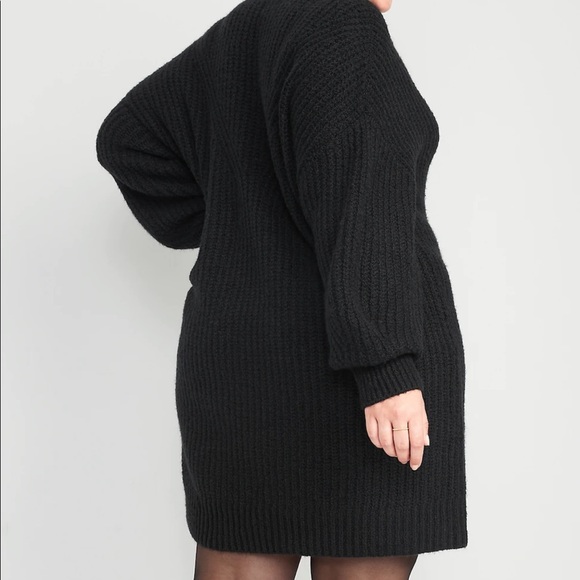 New with tags Old Navy sweater dress - Picture 4 of 7